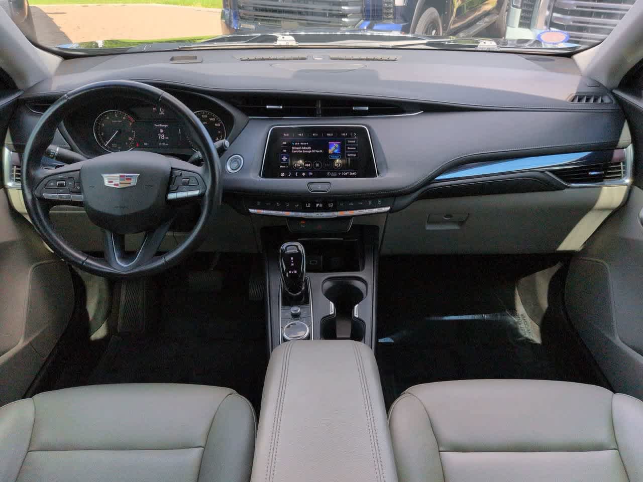 Used 2023 Cadillac XT4 Luxury FWD image 14