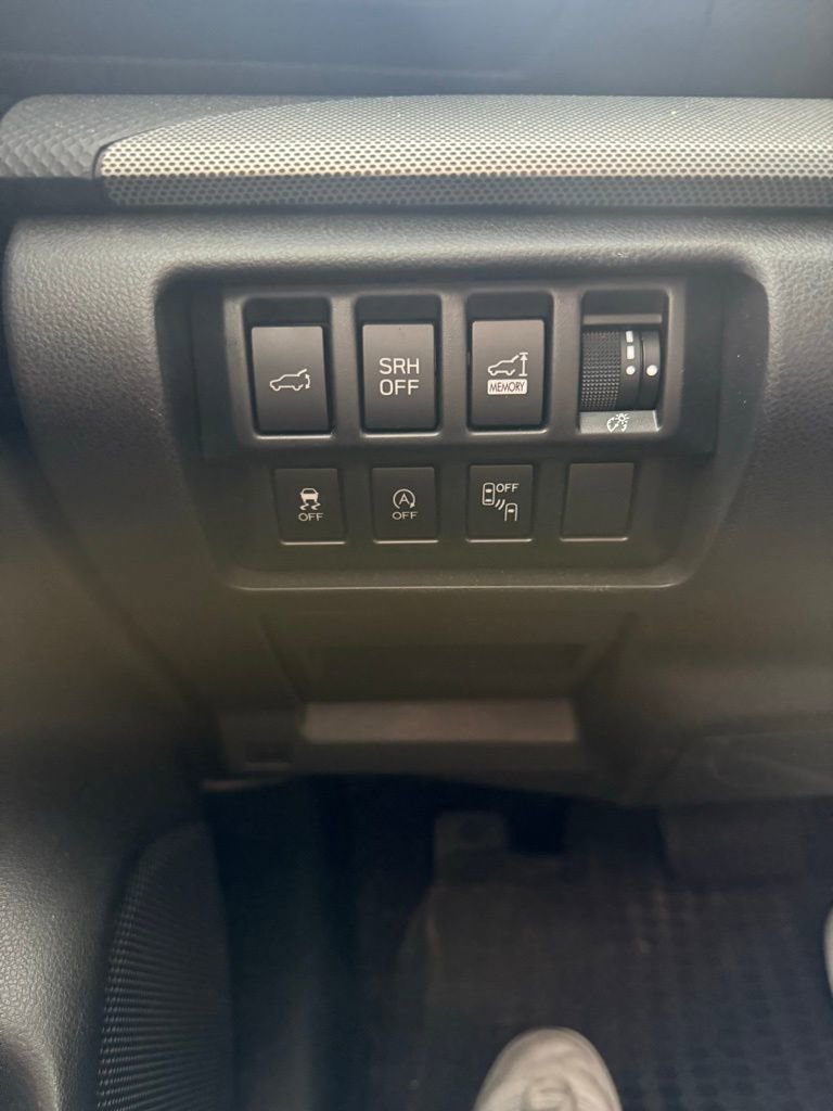 Used 2021 Subaru Forester Limited image 30