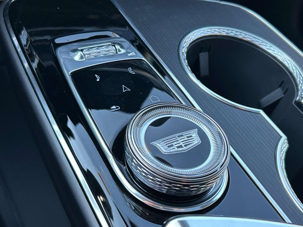 New 2026 Cadillac Lyriq Premium Luxury RWD image 32