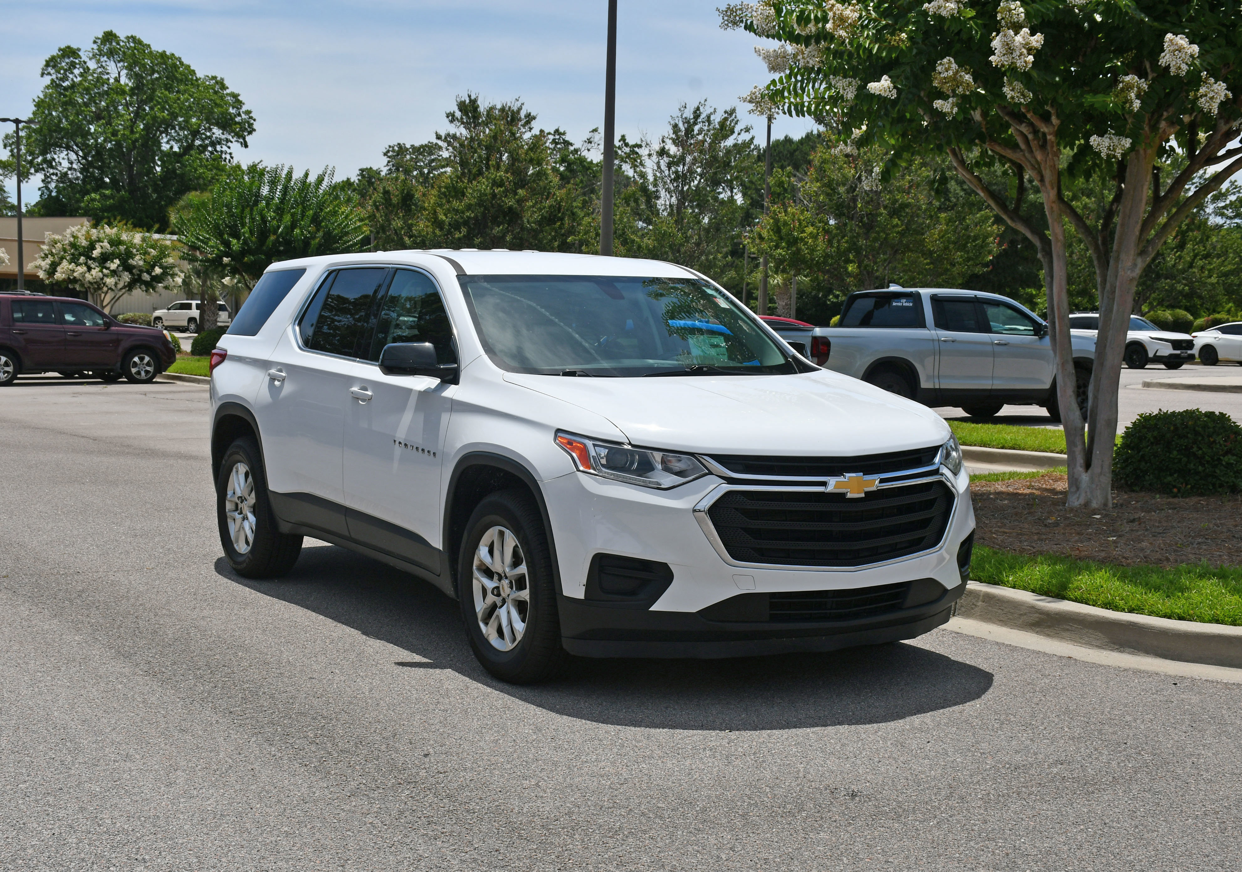 Used 2019 Chevrolet Traverse LS FWD image 6