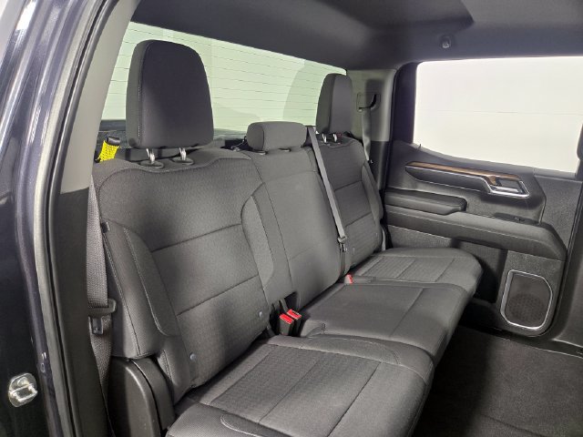 Used 2023 Chevrolet Silverado 1500 LT AWD/4WD image 16