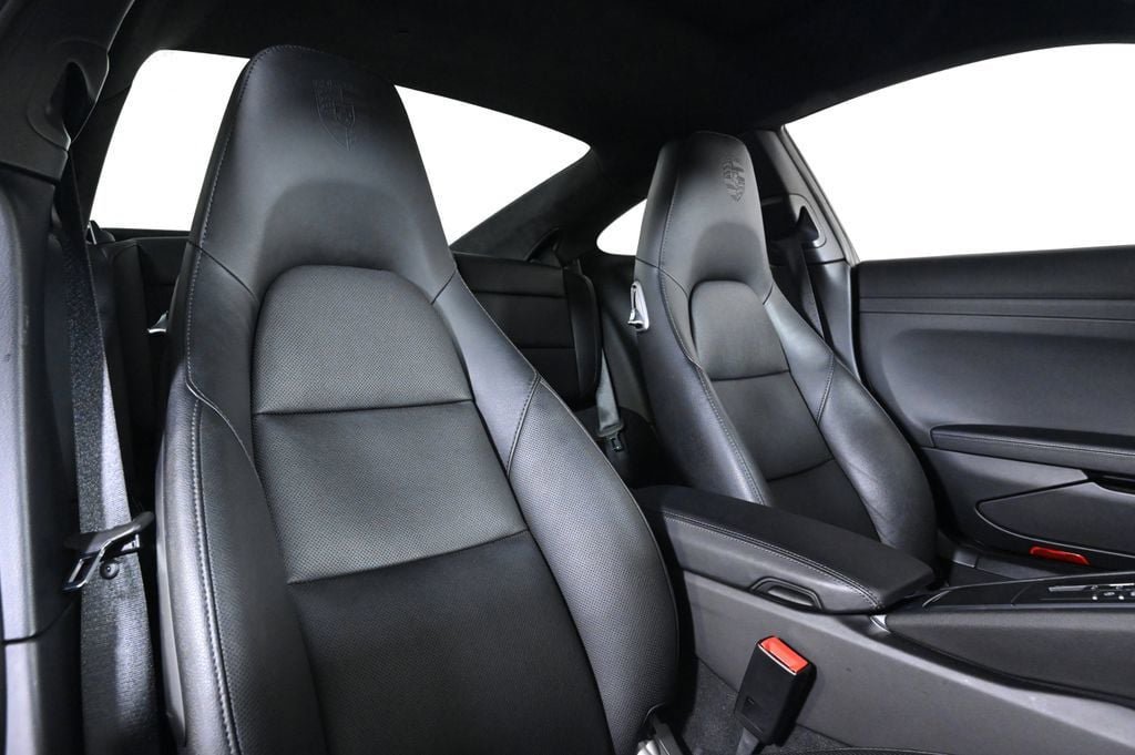 Certified 2017 Porsche 911 Carrera 4S AWD/4WD image 18