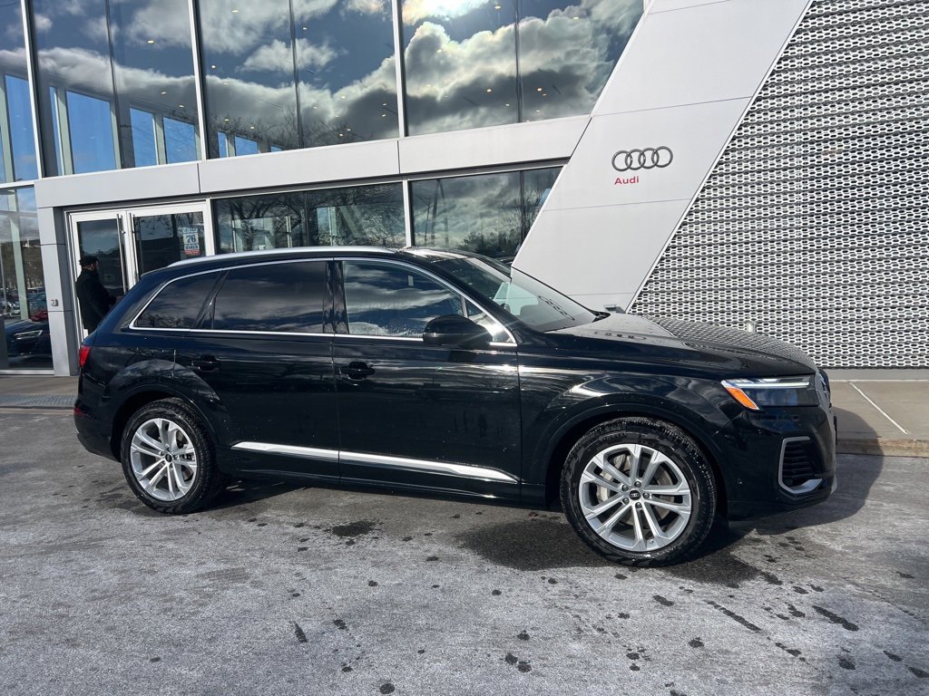 Used 2025 Audi Q7 3.0T Premium Plus w/ Premium Plus Package image 15