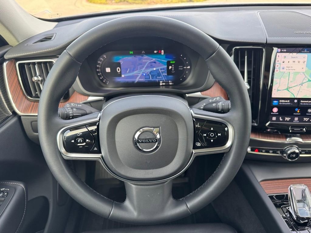 Certified 2023 Volvo XC60 T8 Ultimate image 10