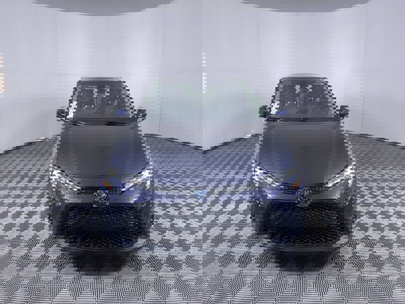 Used 2021 Toyota Corolla LE image 27