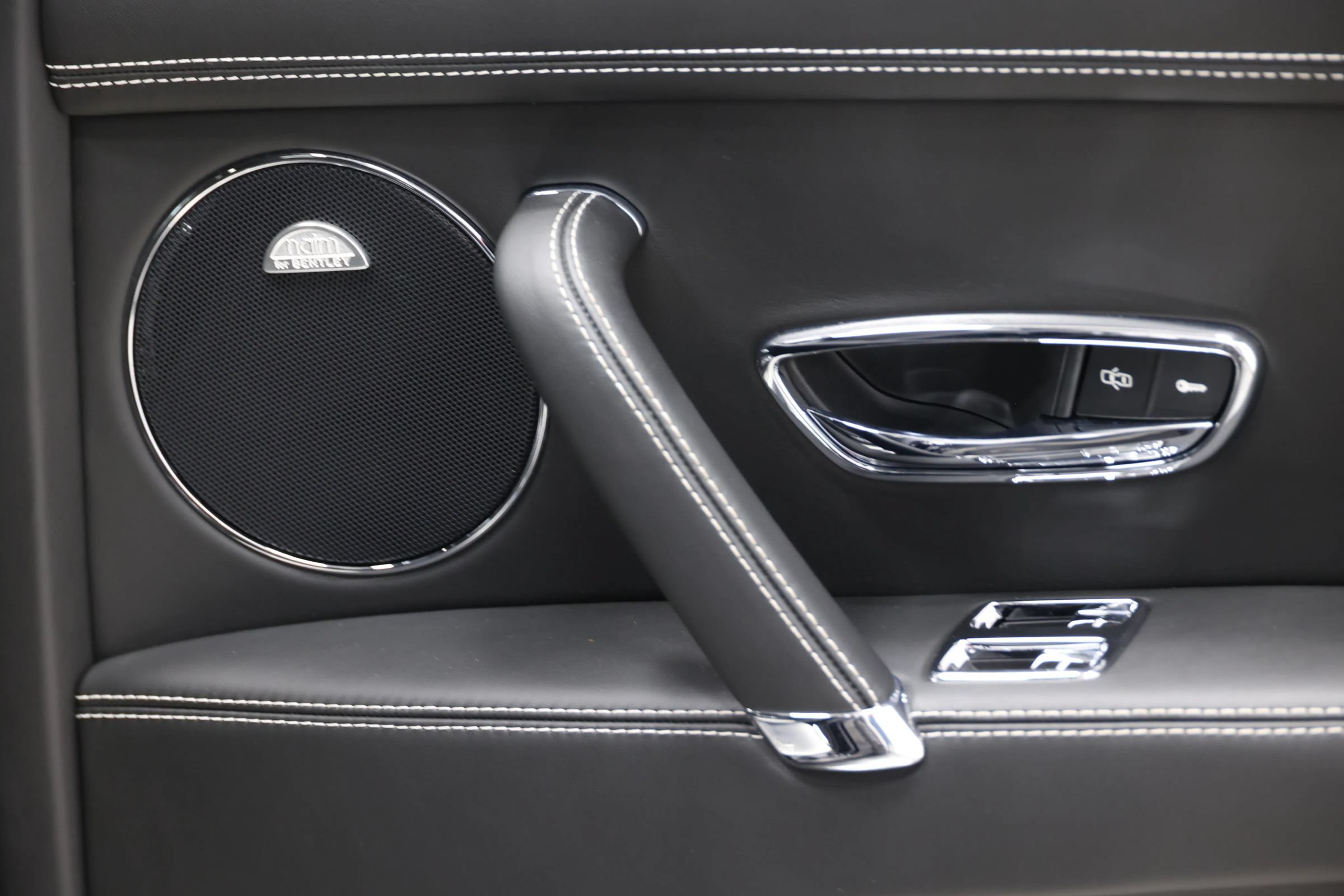 Used 2015 Bentley Flying Spur V8 AWD/4WD image 68