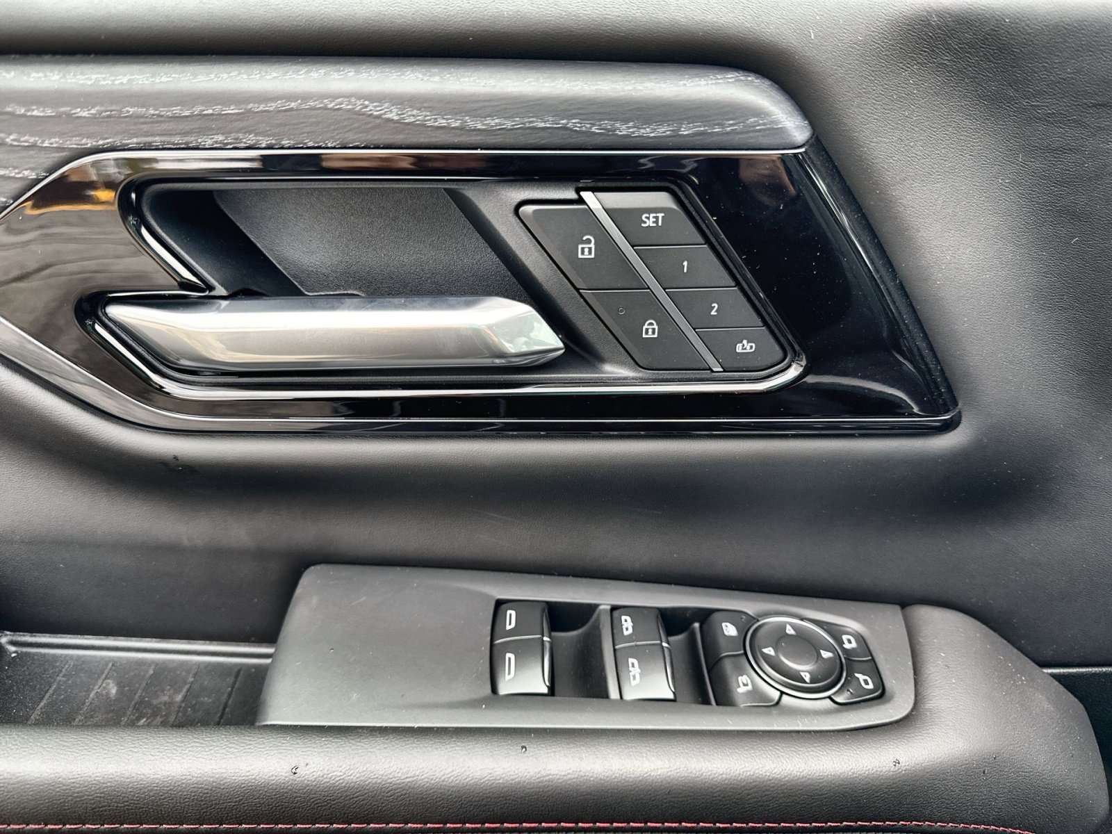 New 2026 GMC Yukon AT4 Ultimate image 15