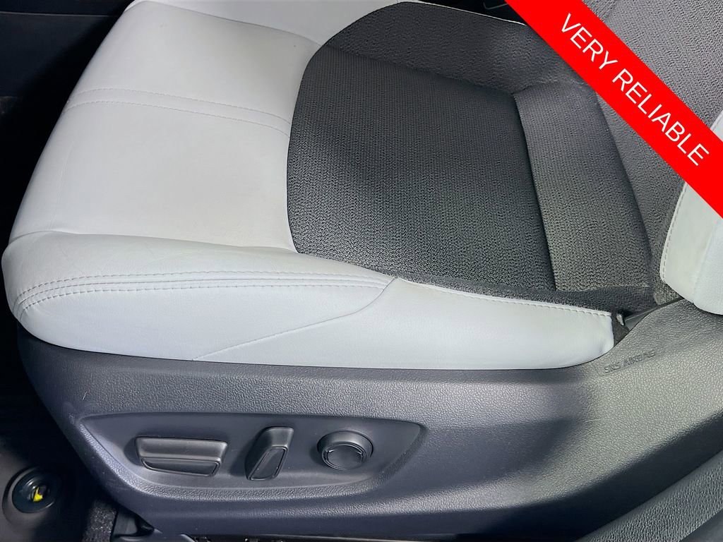 Used 2021 Toyota Corolla XSE FWD image 18