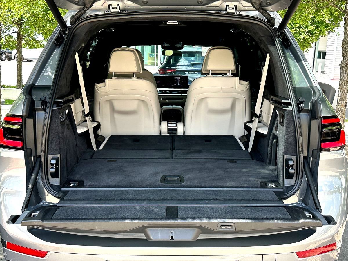 Certified 2025 BMW X7 xDrive40i w/ Premium Package AWD/4WD image 30
