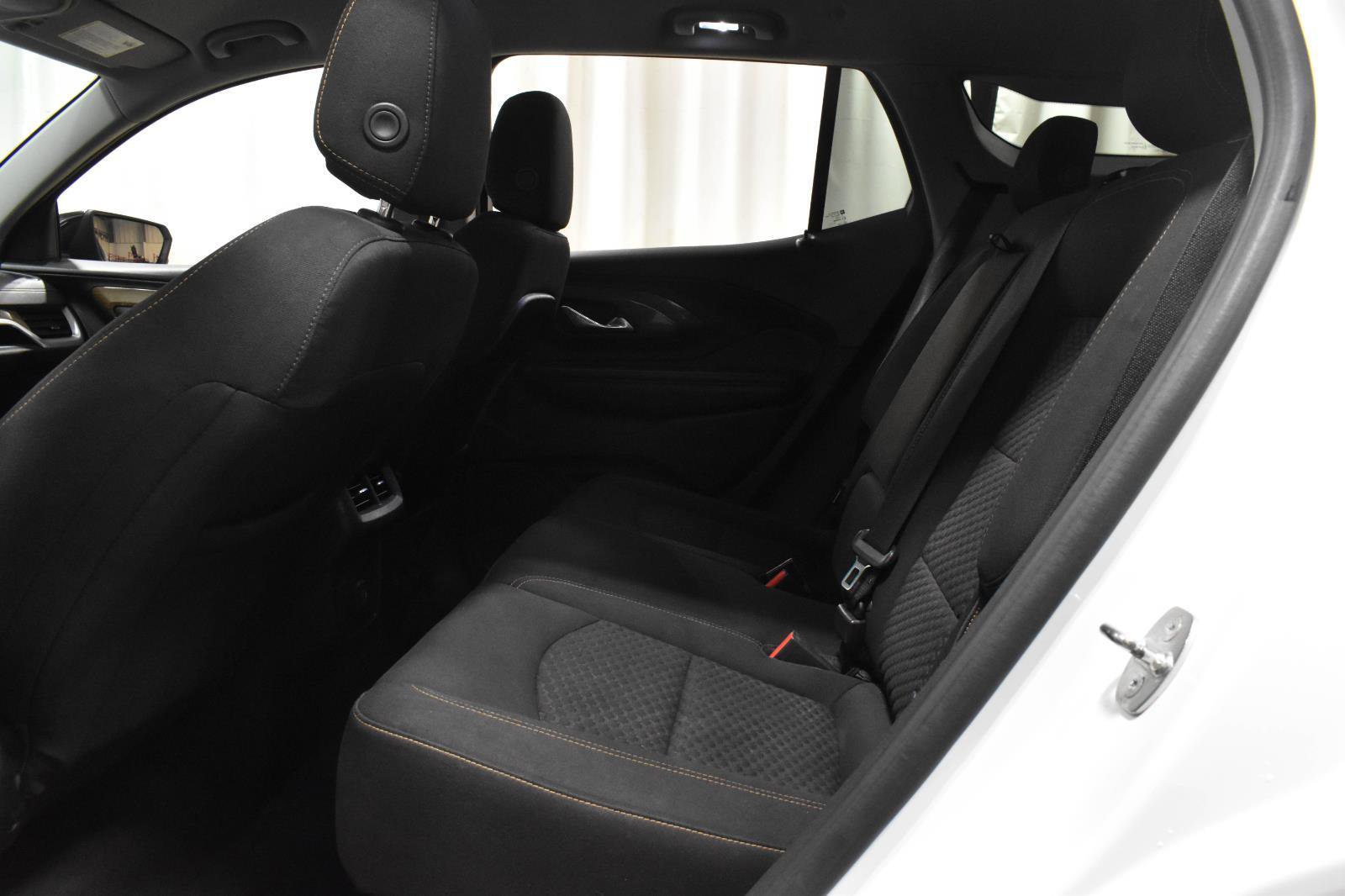 Used 2020 GMC Terrain SLE w/ Elevation Edition FWD image 7