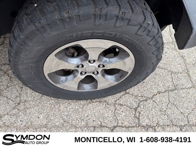 Used 2017 Jeep Wrangler Unlimited Sahara w/ Dual Top Group image 24