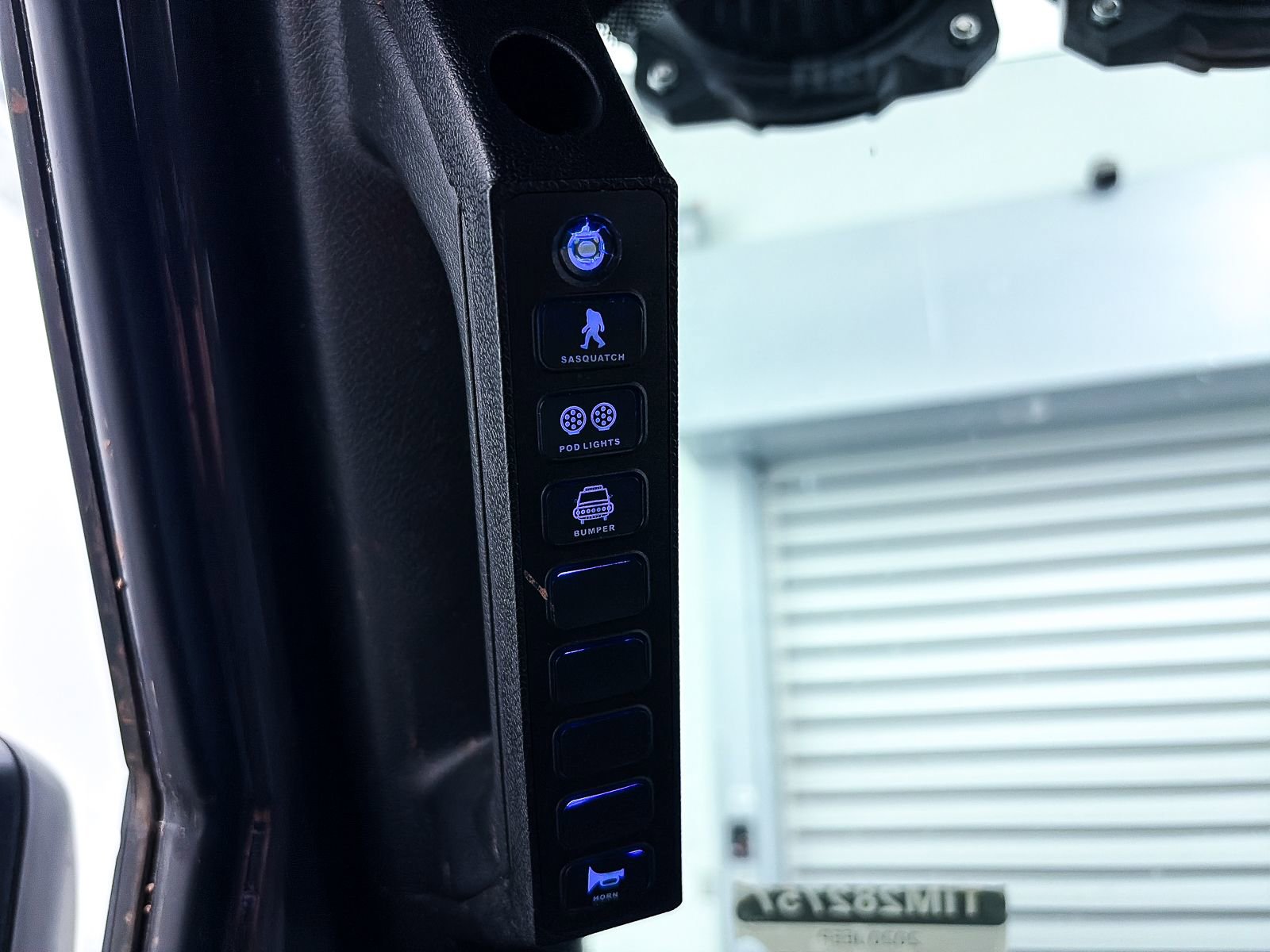 Used 2020 Jeep Wrangler Unlimited Sahara image 17