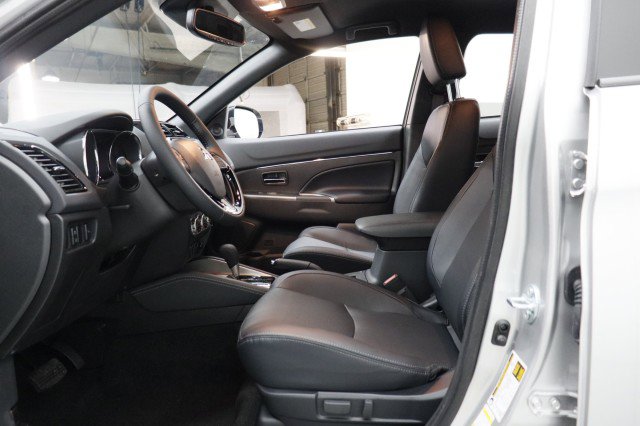 New 2026 Mitsubishi Outlander Sport SEL AWD/4WD image 6