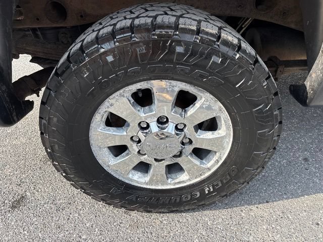 Used 2012 GMC Sierra 2500 SLE w/ SLE Preferred Package AWD/4WD image 23