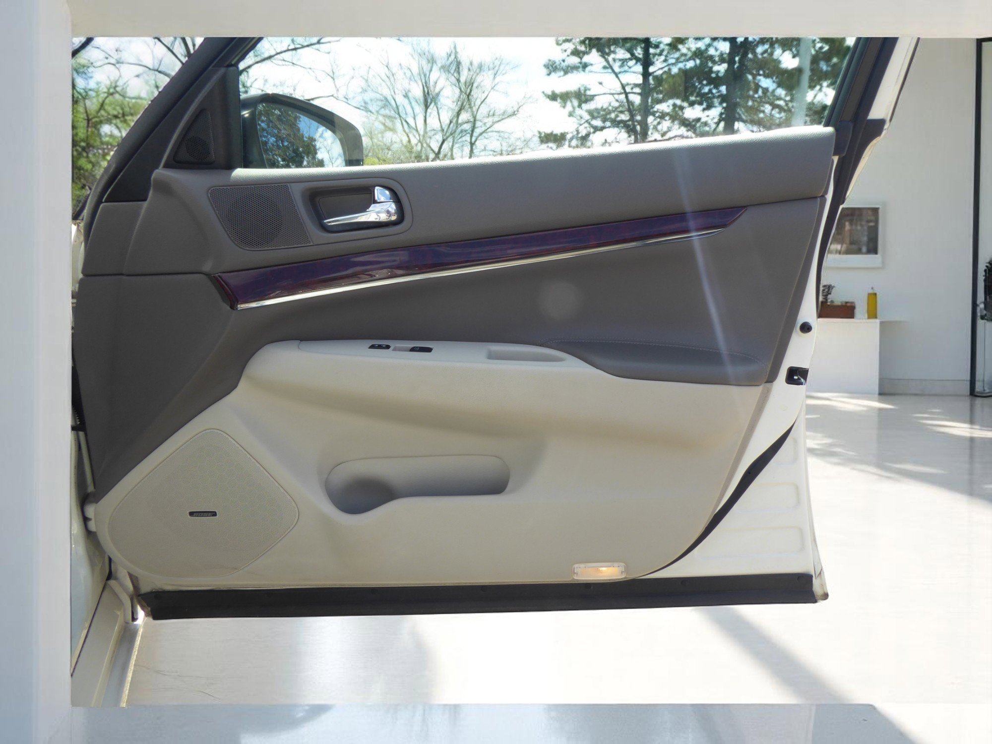 Used 2012 INFINITI G37 x Sedan w/ Premium Pkg image 19