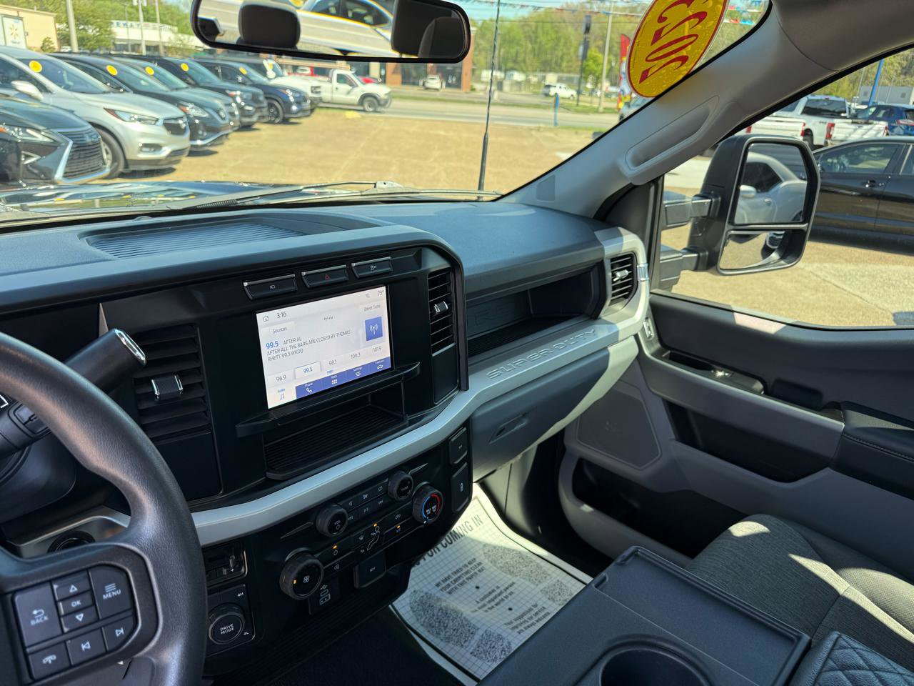 Used 2023 Ford F250 XL w/ STX Appearance Package AWD/4WD image 11