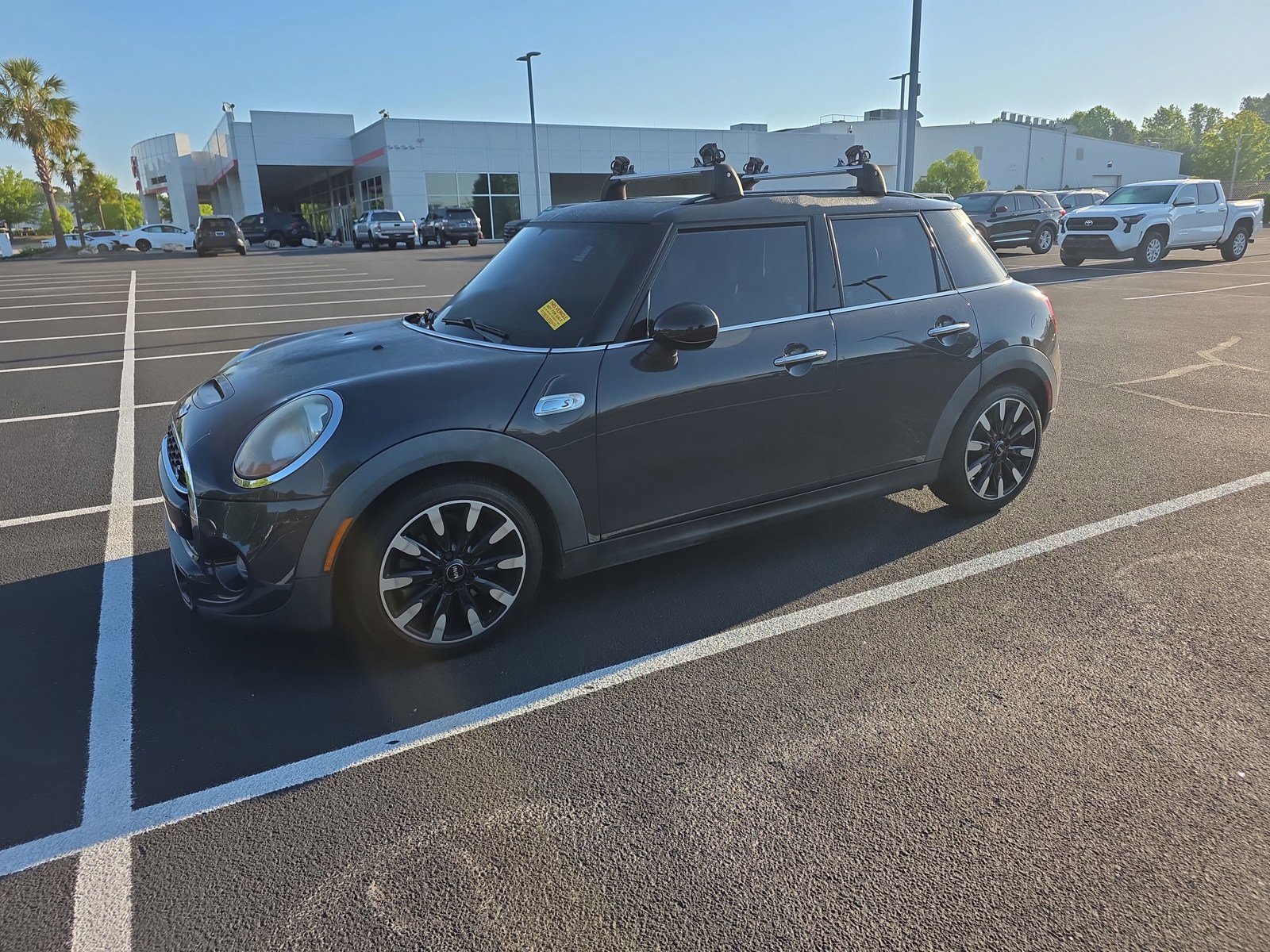 Used 2017 MINI Cooper S FWD image 10