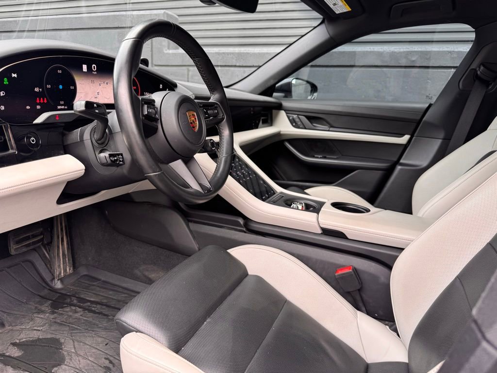 Certified 2022 Porsche Taycan 4 Cross Turismo AWD/4WD image 4