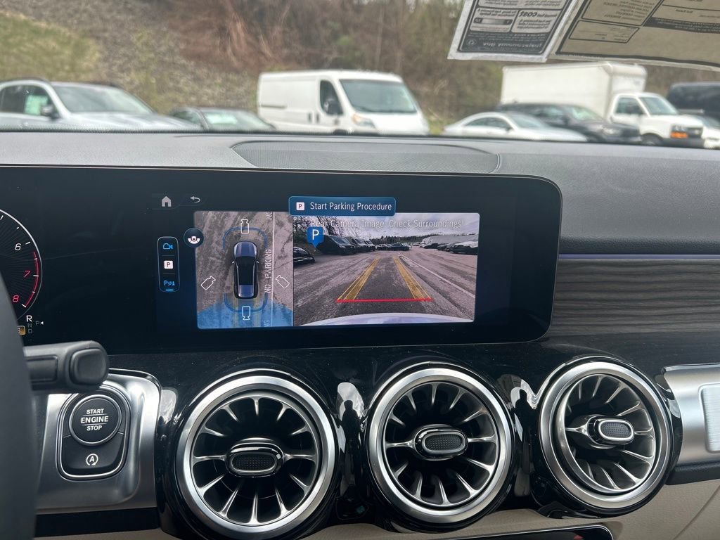 New 2026 Mercedes-Benz GLB 250 4MATIC image 19