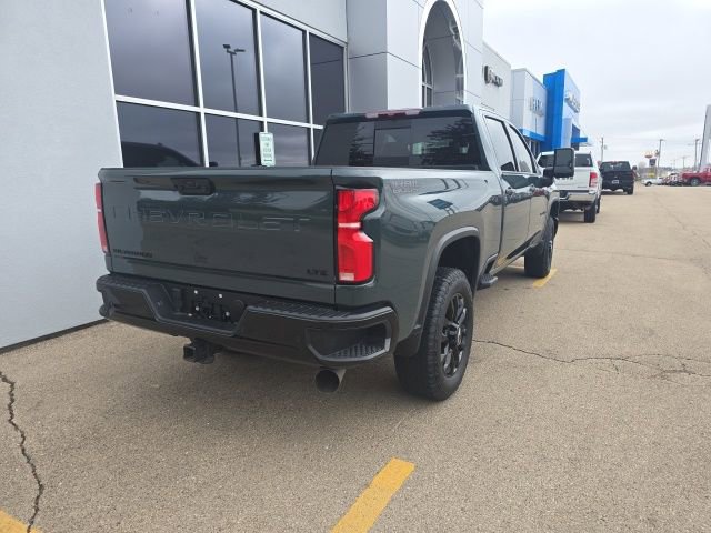 Used 2025 Chevrolet Silverado 2500 LTZ w/ LTZ Plus Package image 9