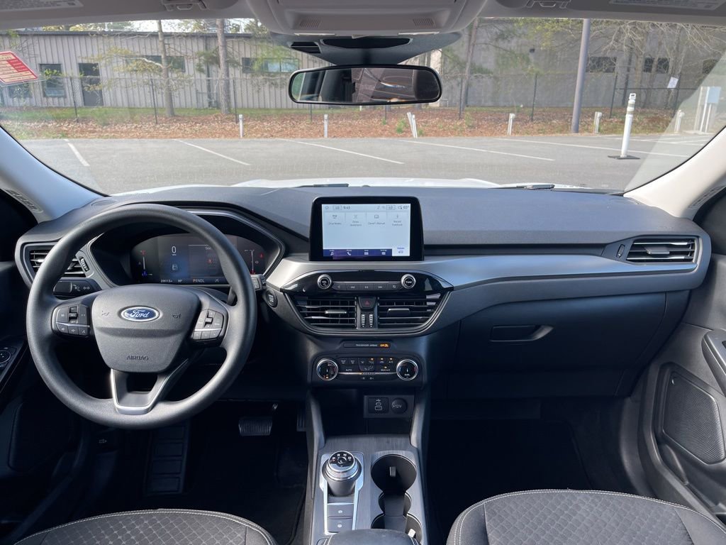 Used 2025 Ford Escape Active image 11