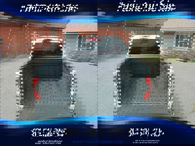 Used 2019 GMC Canyon SLE w/ Driver Alert Package image 5