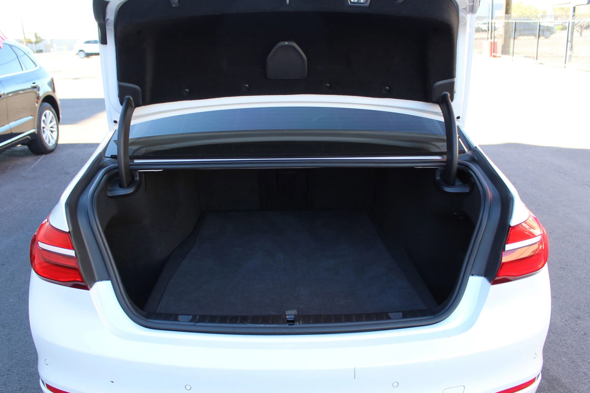 Used 2019 BMW 740i w/ Cold Weather Package image 22