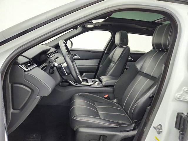 Used 2019 Land Rover Range Rover Velar R-Dynamic SE image 17