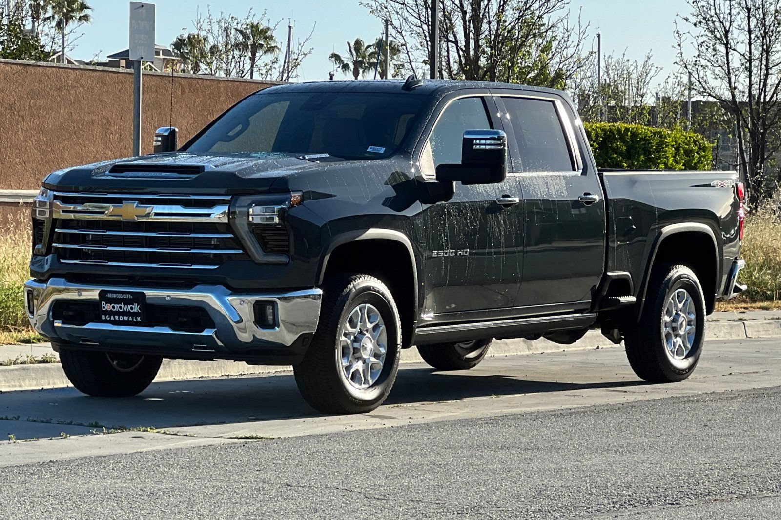 New 2026 Chevrolet Silverado 2500 LTZ w/ LTZ Premium Package AWD/4WD image 8