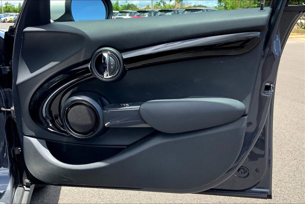 Used 2020 MINI Cooper S image 21