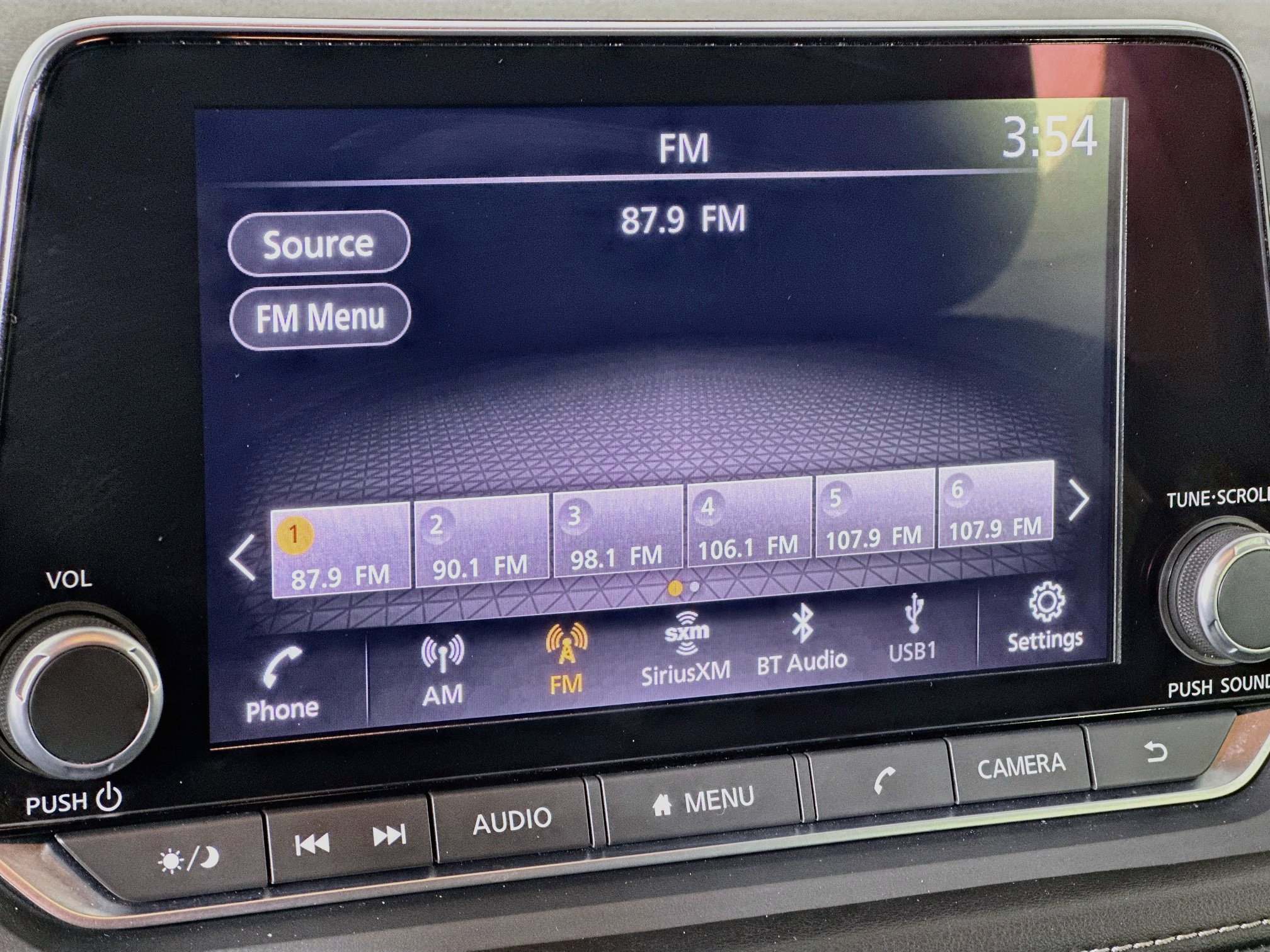 Used 2025 Nissan Rogue SV w/ SV Premium Package FWD image 21