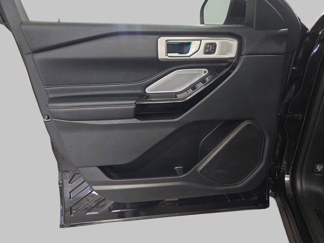 Used 2022 Ford Explorer ST w/ Equipment Group 401A image 31