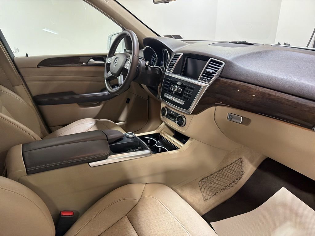Used 2015 Mercedes-Benz ML 350 4MATIC image 24