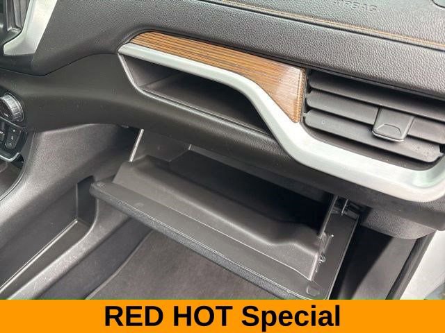 Used 2019 GMC Terrain SLE w/ Driver Convenience Package image 42