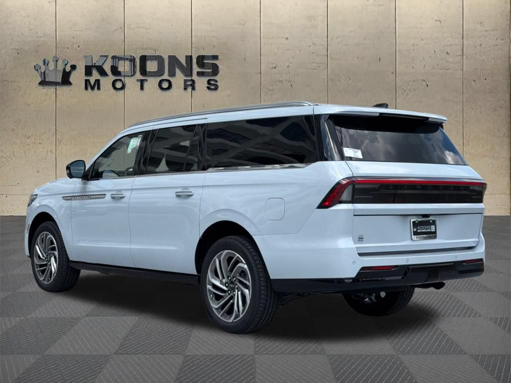 New 2026 Lincoln Navigator L Reserve AWD/4WD image 6
