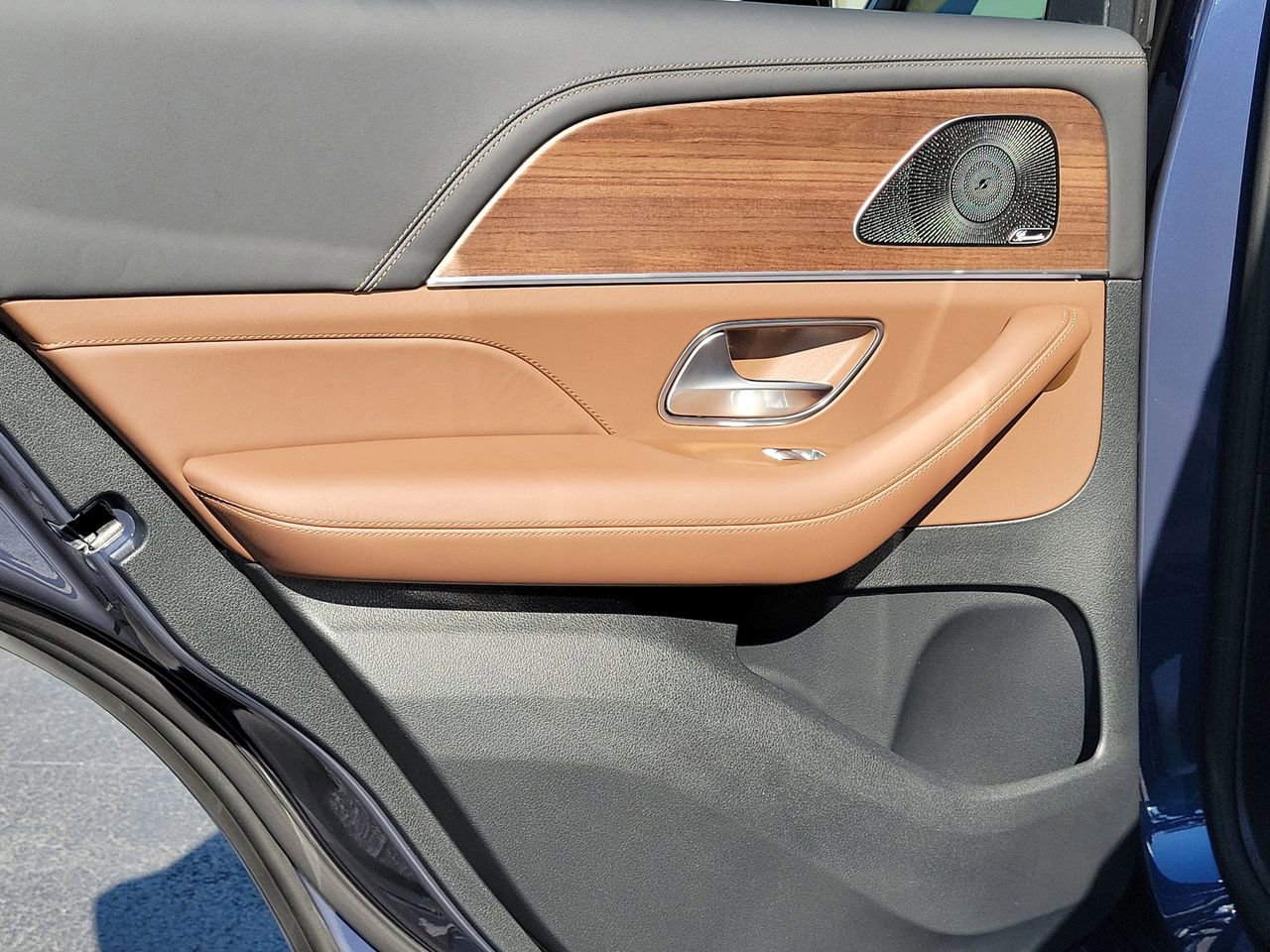 New 2026 Mercedes-Benz GLE 63 AMG S image 12