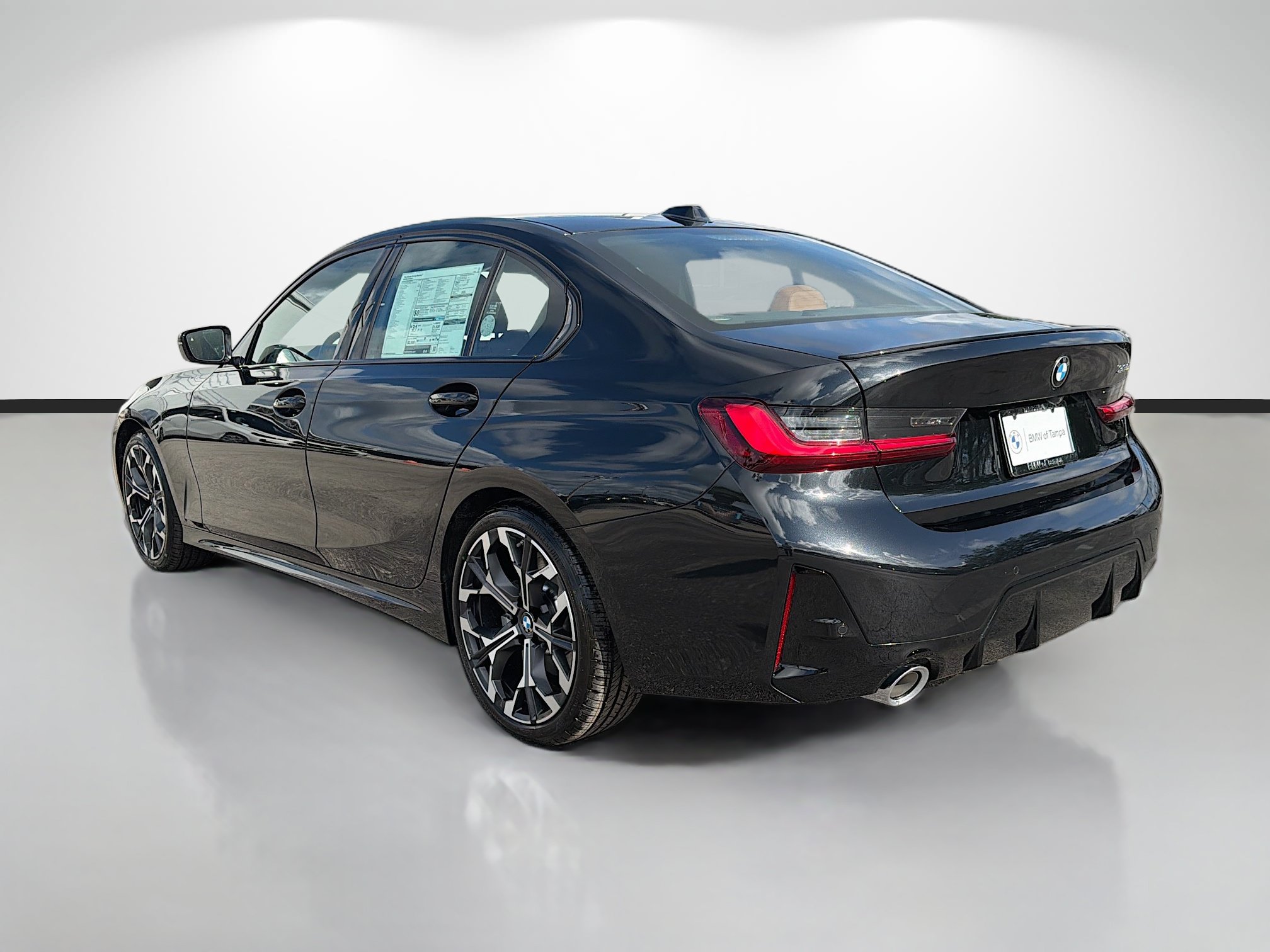 New 2026 BMW 330i Sedan w/ M Sport Package RWD image 5