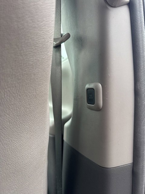 Used 2017 Toyota Sienna XLE w/ XLE Navigation Package image 19