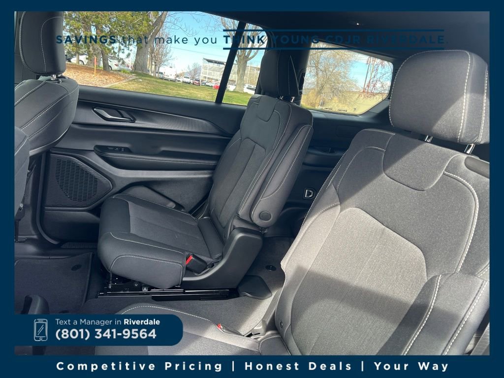 New 2026 Jeep Grand Cherokee L 4WD image 24