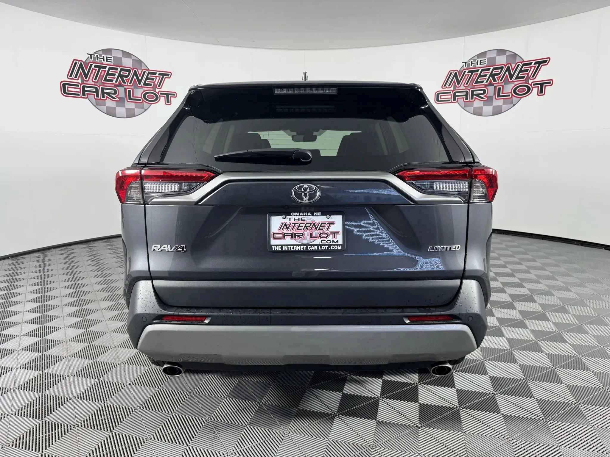 Used 2025 Toyota RAV4 Limited image 6