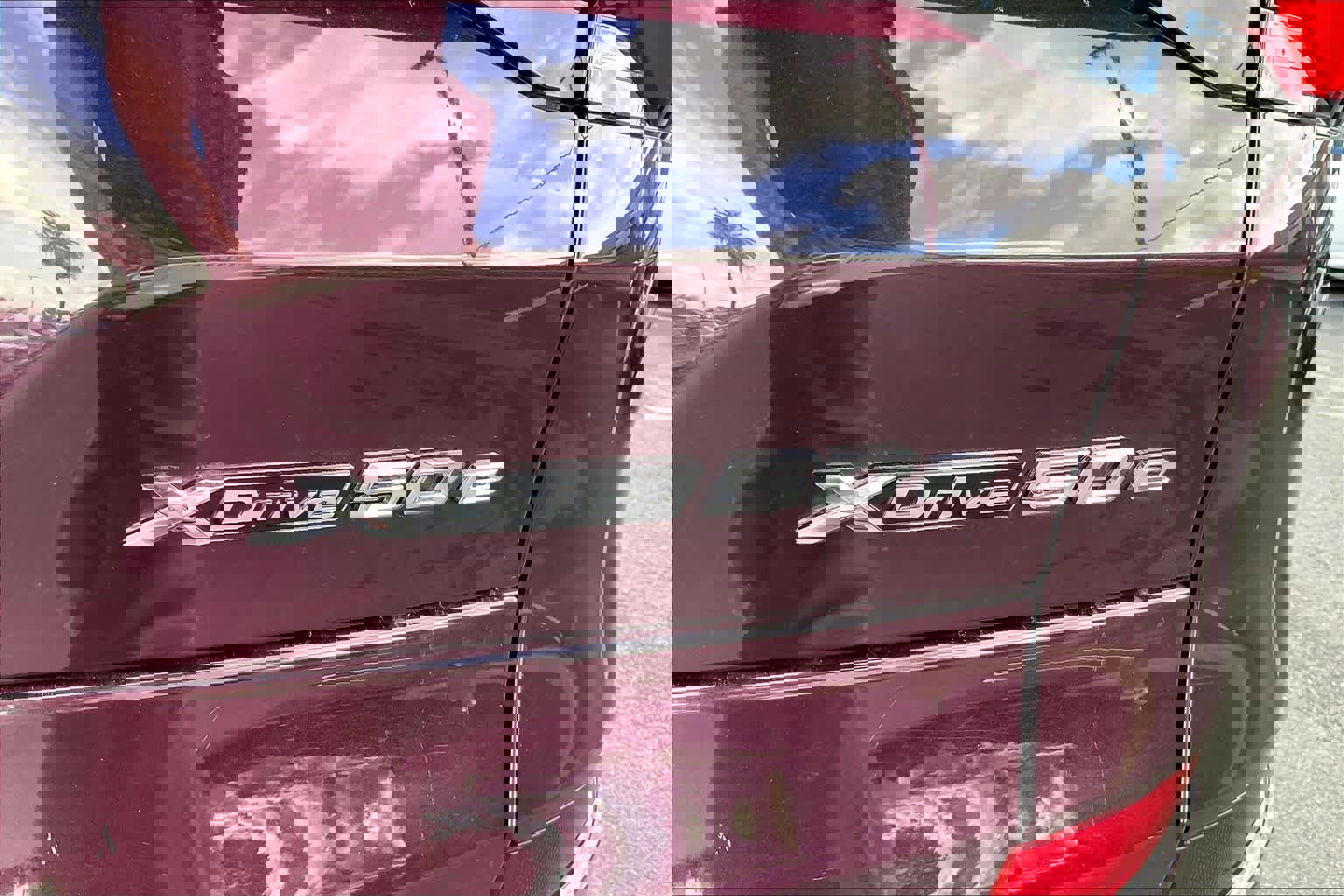 Used 2024 BMW X5 xDrive50e w/ M Sport Package image 11