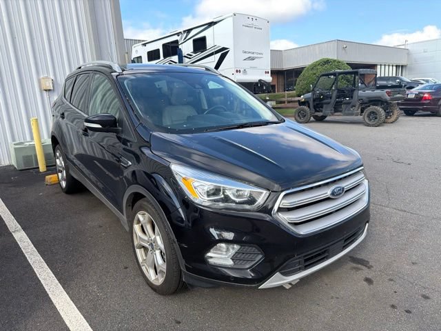 Used 2019 Ford Escape Titanium FWD image 2