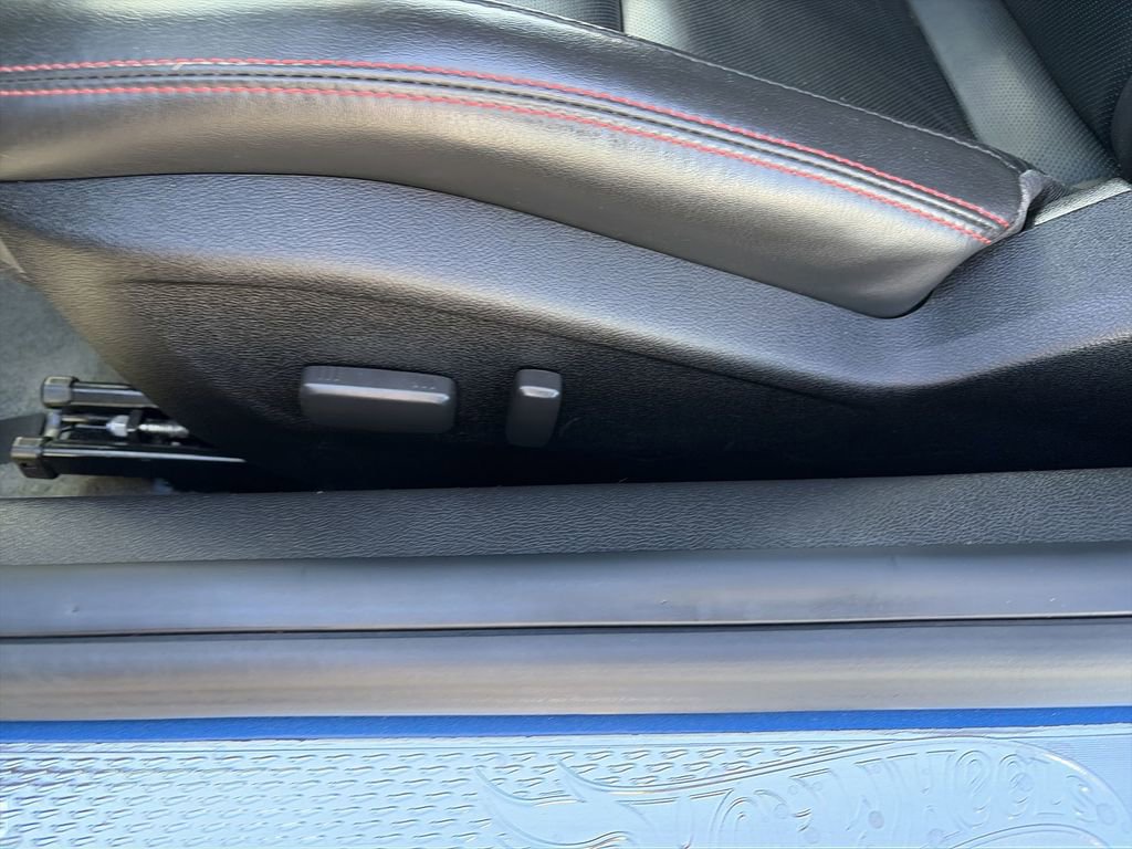 Used 2013 Chevrolet Camaro SS w/ Hot Wheels Special Edition image 18