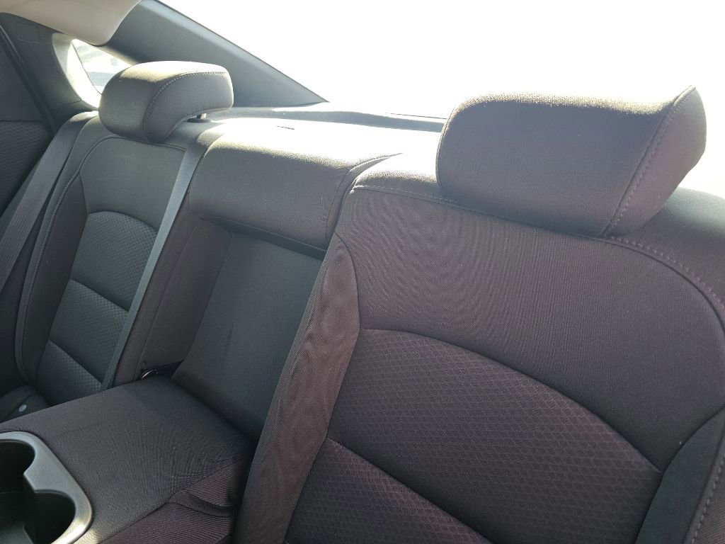 Used 2018 Chevrolet Malibu LS image 28