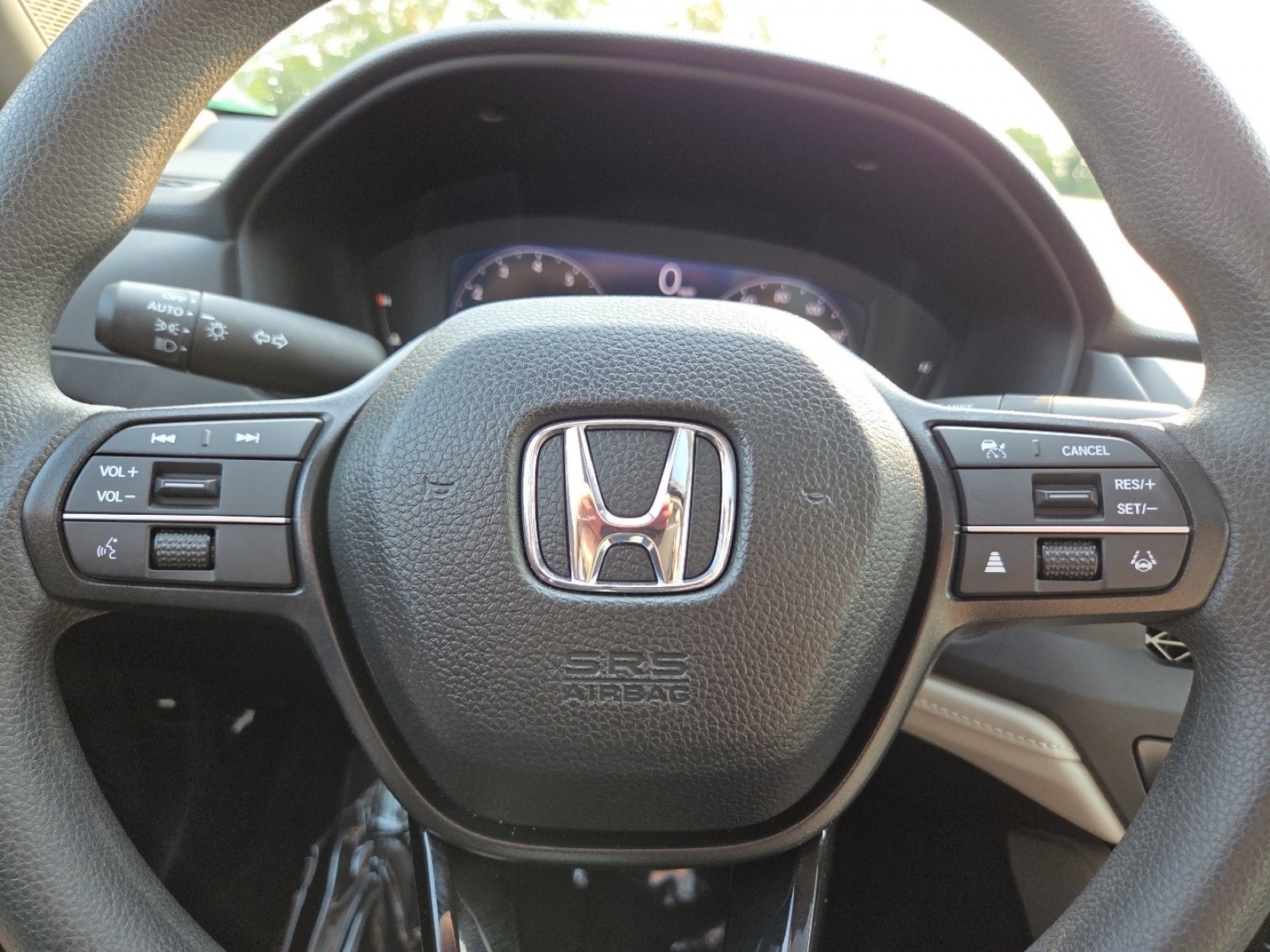 Certified 2025 Honda Accord SE image 30