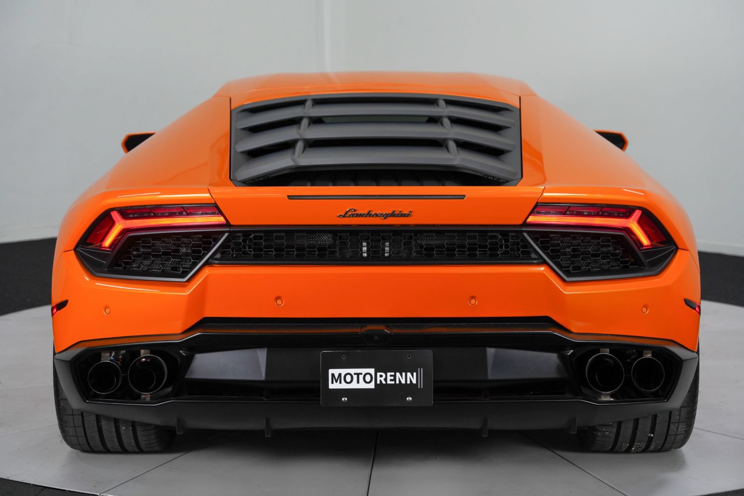 Used 2017 Lamborghini Huracan LP 580-2 RWD image 6
