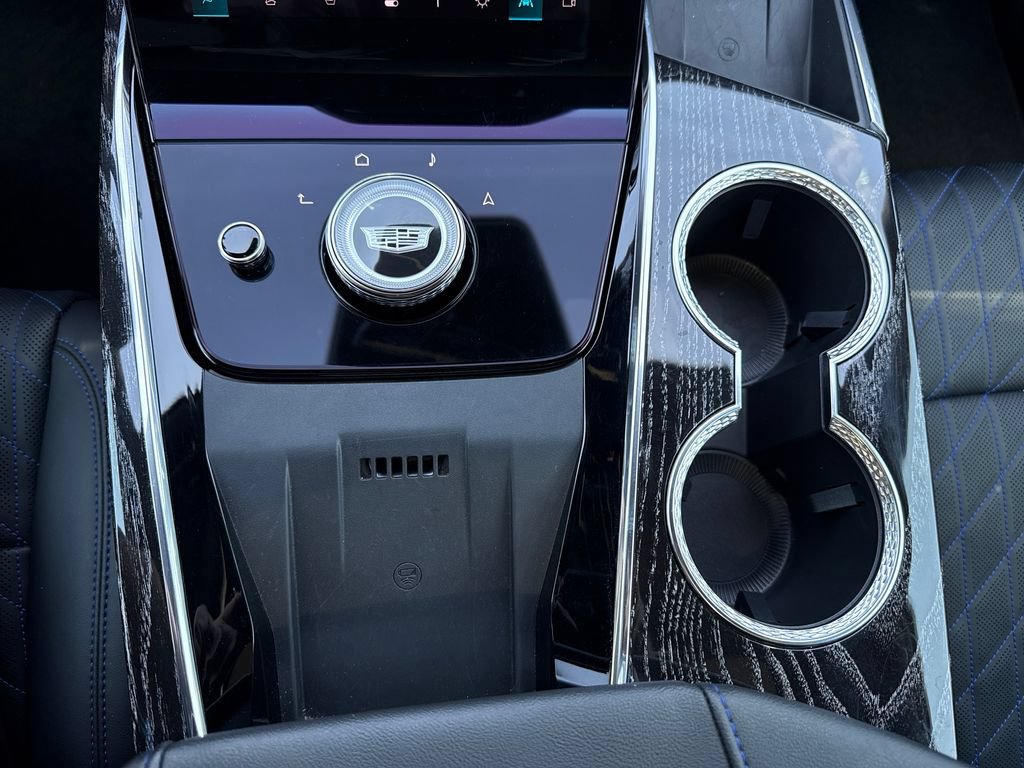 Used 2026 Cadillac Escalade IQL Sport 1 AWD/4WD image 23