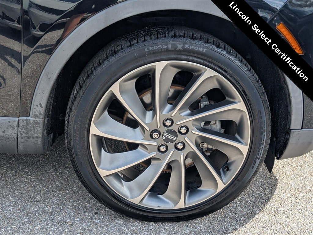 Certified 2019 Lincoln Nautilus Reserve image 9