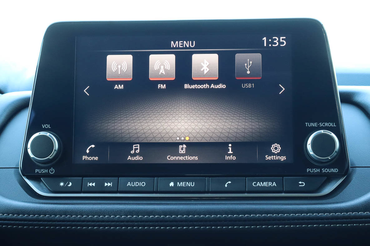 Used 2024 Nissan Rogue S FWD image 20
