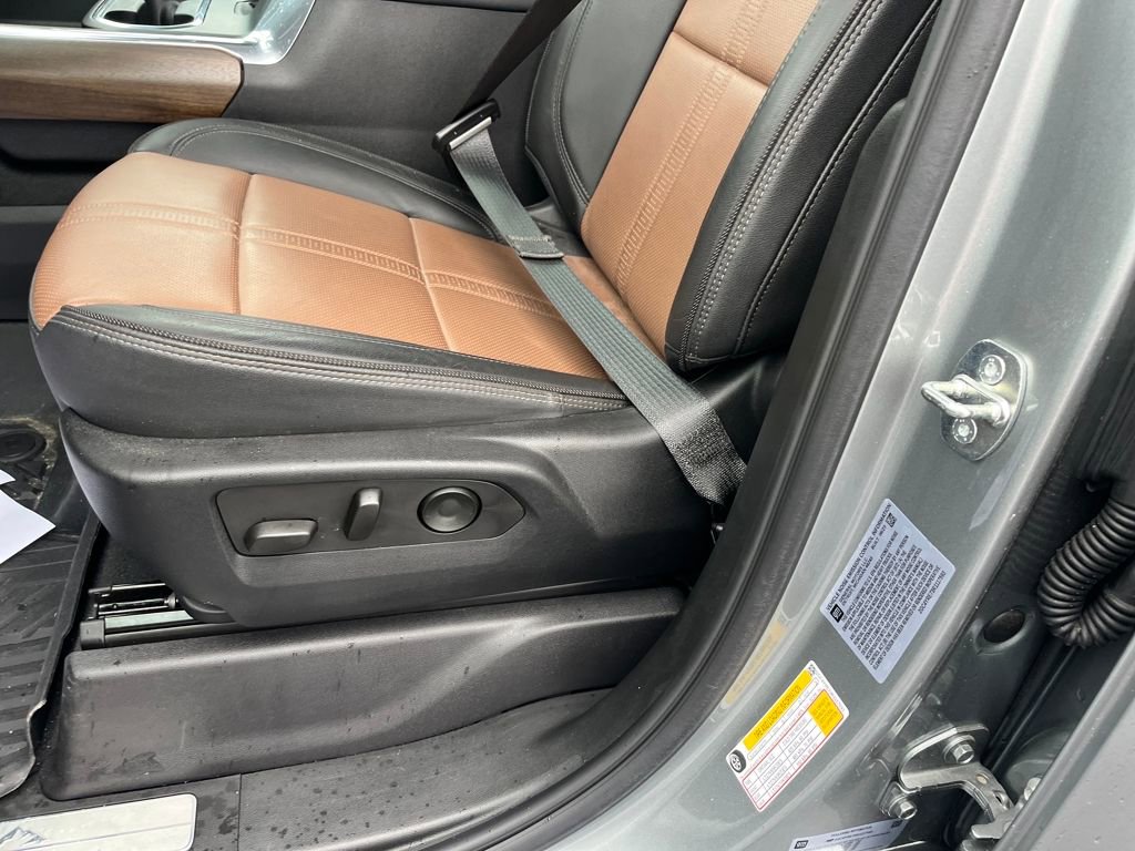 Used 2024 Chevrolet Silverado 2500 High Country w/ High Country Premium Package image 20